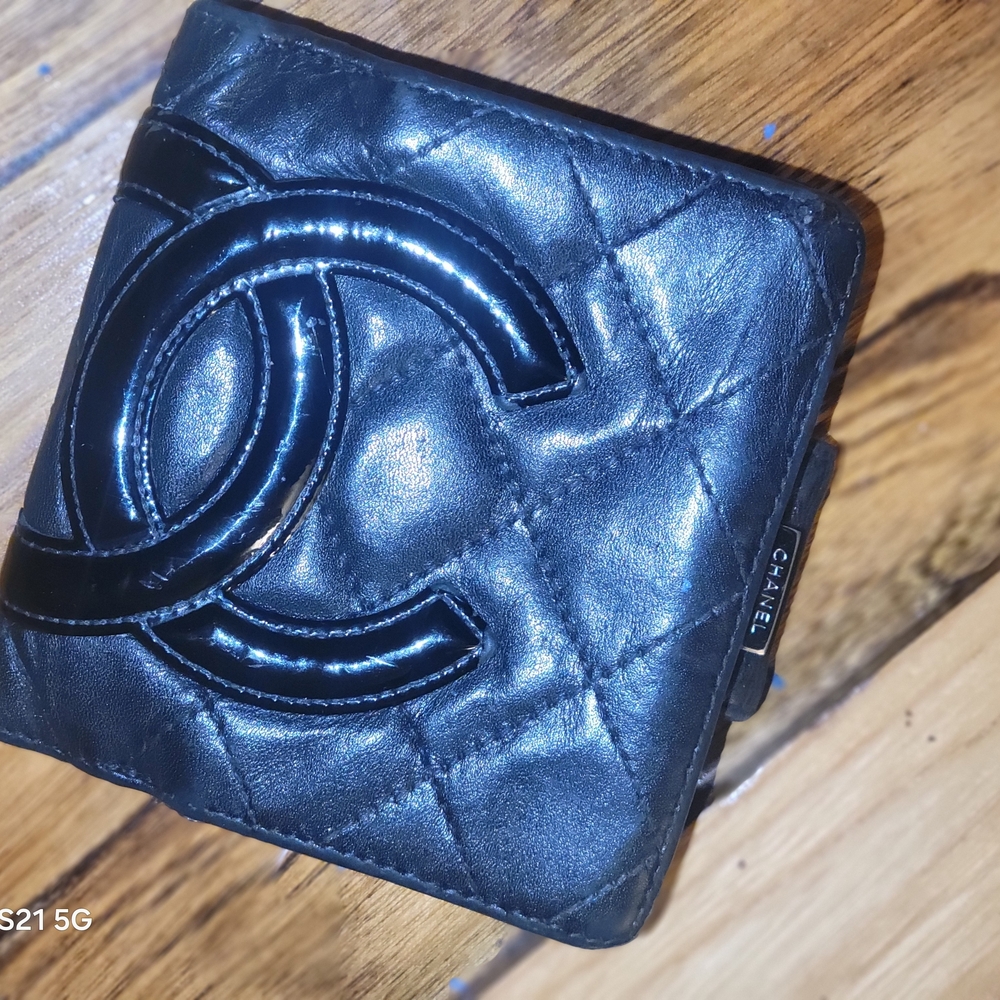 CHANEL Black Quilted Leather Wallet
